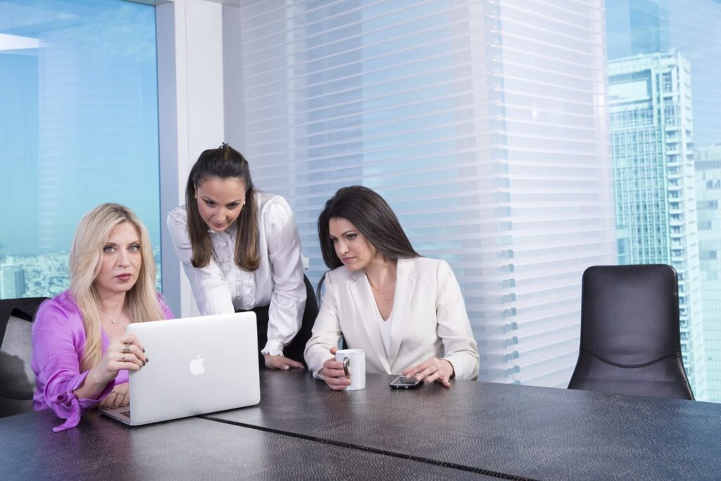 2 סיפורים מהשבוע החולף – 10.11.18